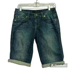 Calvin Klein Jeans Bermuda Classic Five-Pocket Denim Jean Shorts. Women’s size 4